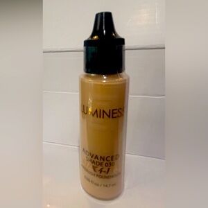 New with seal Luminess advanced airbrush foundation 030
